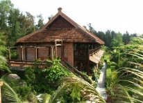 Khách sạn Vạn Chài Resort